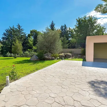 Seven Springs Artemis