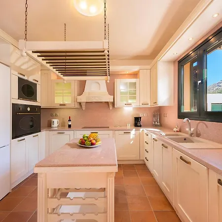 Seven Springs Artemis *